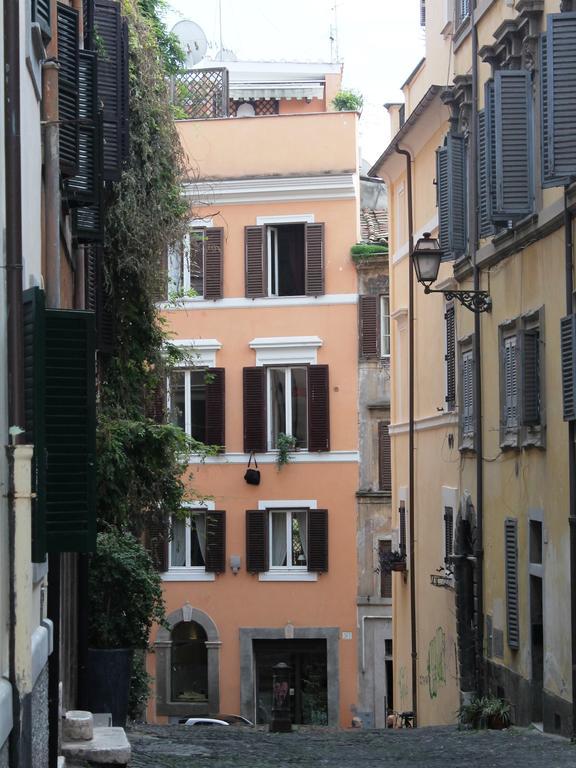 Hella Ibernesi 23 Fori Imperiali Inn, New Gestion! 로마 객실 사진